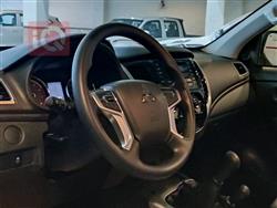 میتسوبیشی L200